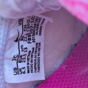 Nike Vibrant Pink Athletic Shoes